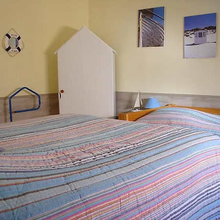 Une Nuit A La Campagne Bed & Breakfast Alembon